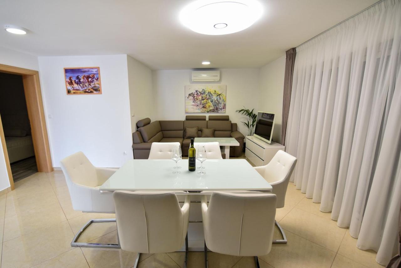 Apartments Sana ヴィル エクステリア 写真
